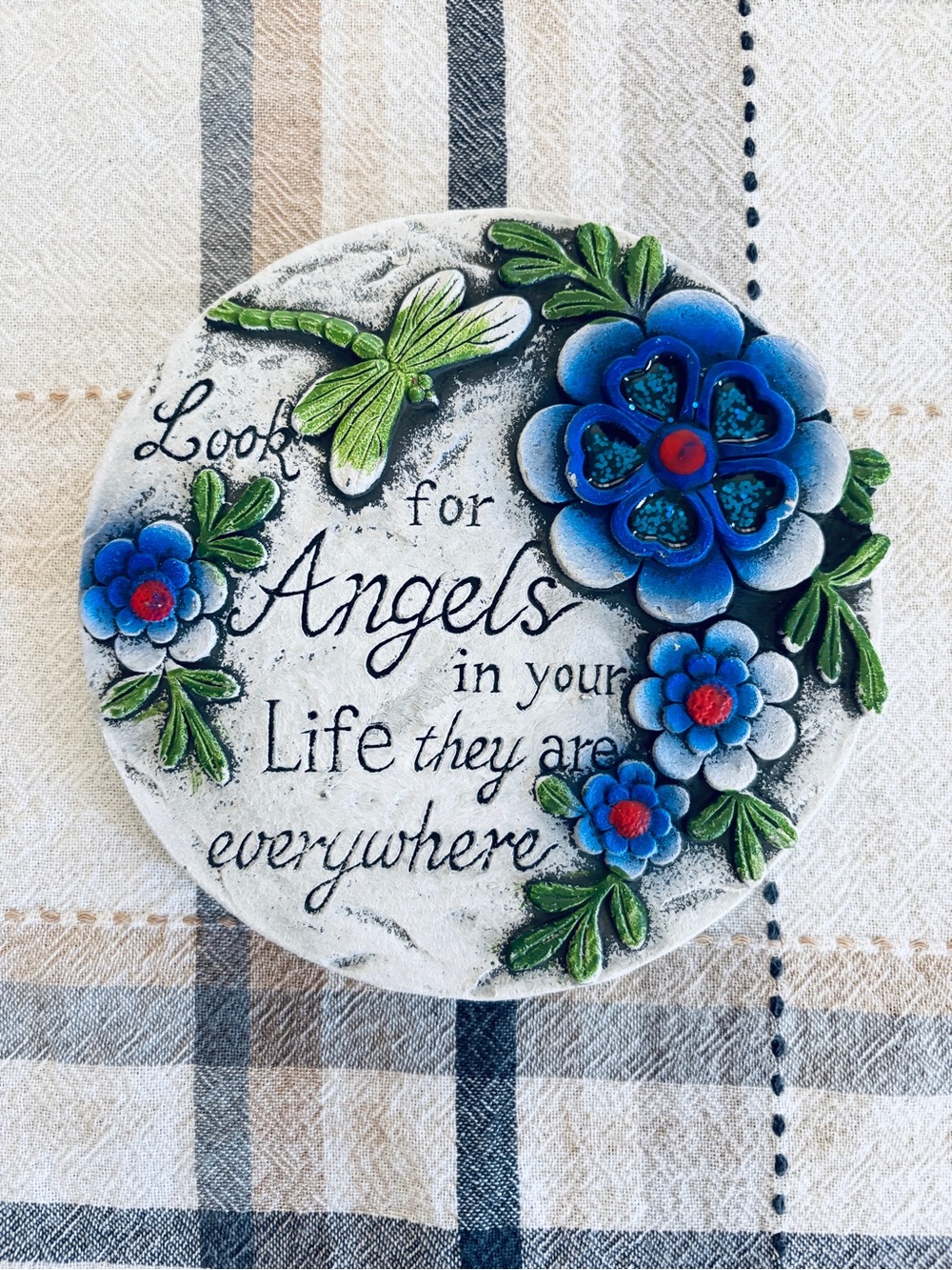 Garden Stepping Stone NEW Look for Angels in Your Life 3d 6in Cement Dragonfly